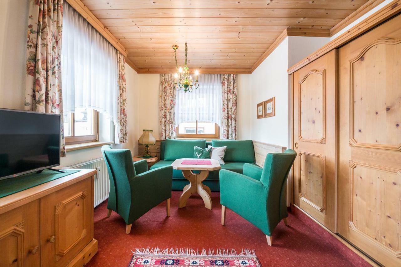 Haus Am Platz - Weitgasser Altenmarkt im Pongau Zewnętrze zdjęcie
